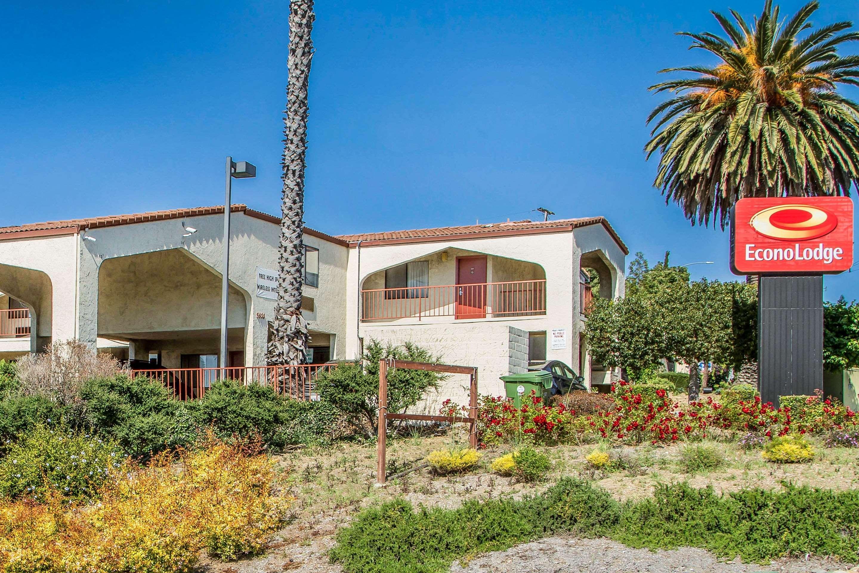 Econo Lodge Castro Valley I-580 Bagian luar foto