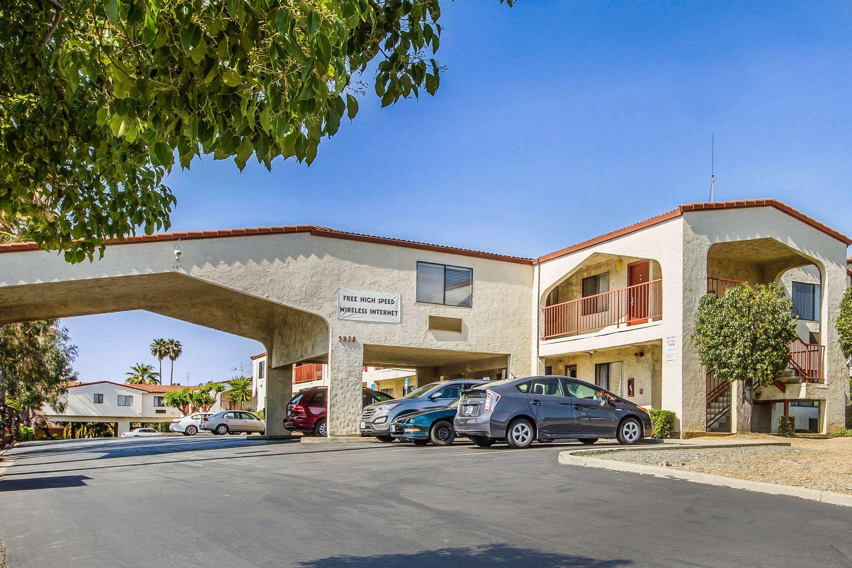 Econo Lodge Castro Valley I-580 Bagian luar foto